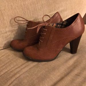 American Eagle Heeled Booties
